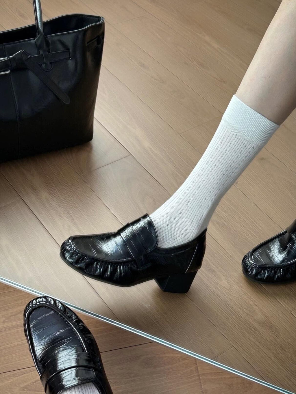 In-Stock Eel-Pattern Chunky Heel Loafers for Women, New Spring/Summer Versatile Slip-On Round-Toe French British Style Leather Shoes