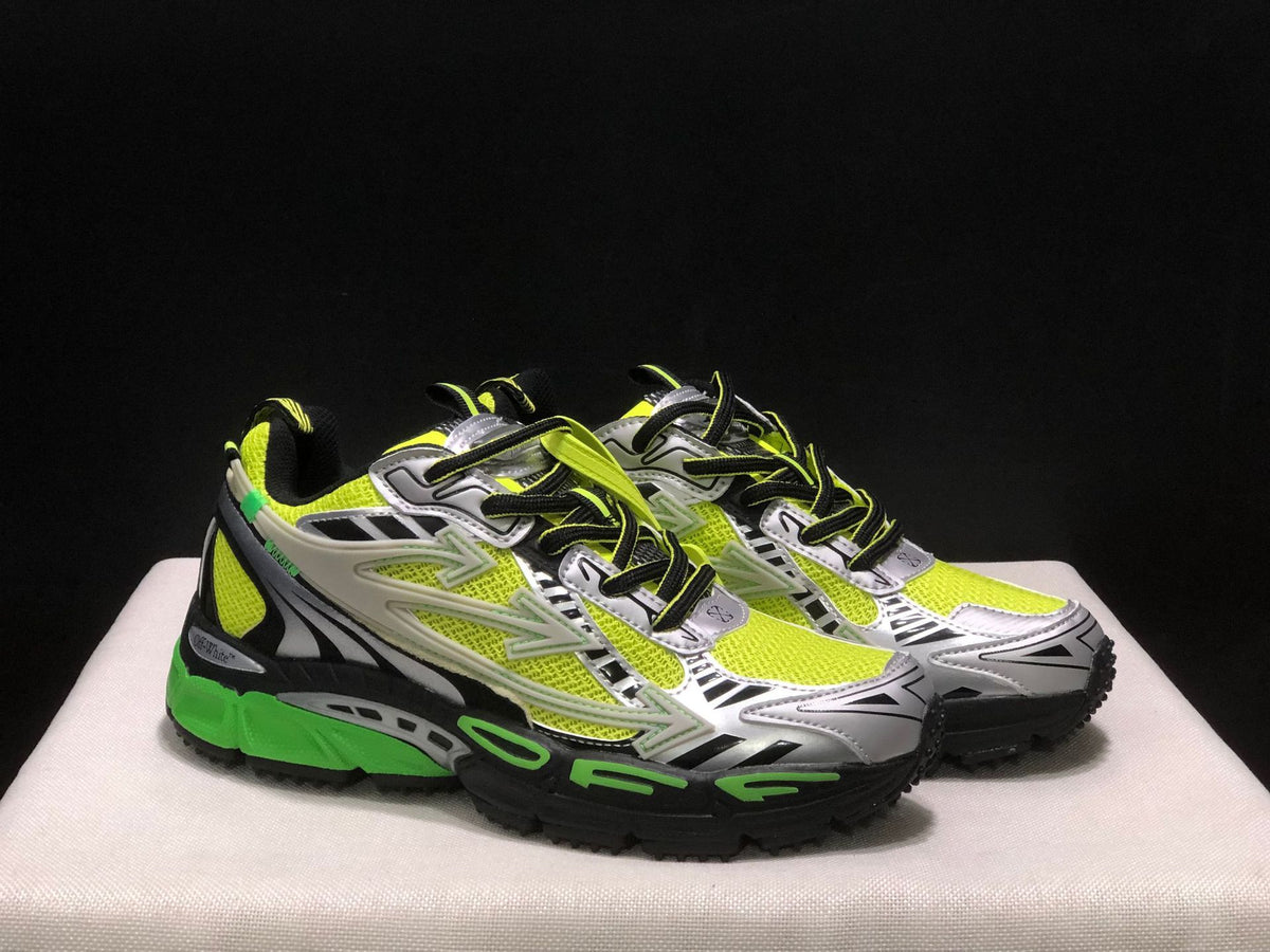 2026 New Model Height-Increasing Dad-Style Hiking Thick-Soled Casual Sneakers in Brown, Green, and Yellow with Three Arrow Design Trendy Shoes