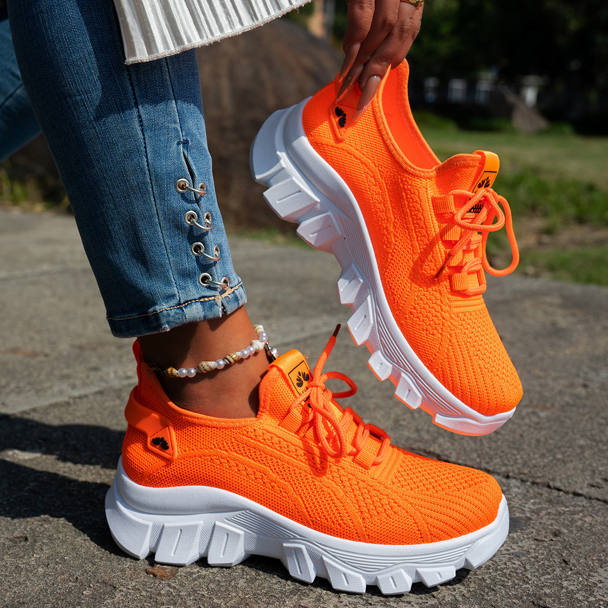 Large Size Cross-Border Women's Shoes 2025 Summer New Women's Sports Shoes Fly Woven Breathable Fashion Mom Shoes Temu Dropshipping