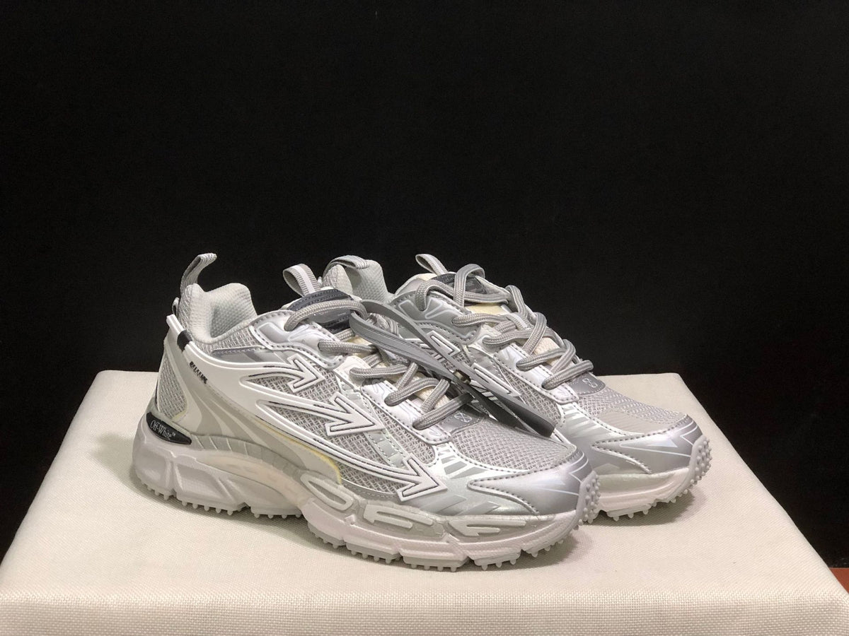 2026 New Model Height-Increasing Dad-Style Hiking Thick-Soled Casual Sneakers in Brown, Green, and Yellow with Three Arrow Design Trendy Shoes